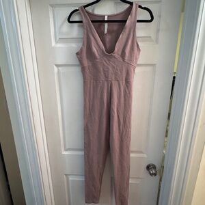 The Babaton Aritzia Nude/tan Contour Jumpsuit Size medium